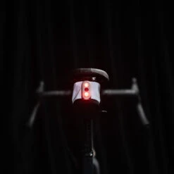 Decathlon Reflective Saddle Bag 0.6L Easy M -Vango Store k2cd1dc2c7357750e0bb9a931912bc830