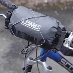 Lomo 3L Bikepacking Handlebar Bag -Vango Store k57317b46a5ff247de334a975f16f4e0e