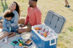 IGLOO Latitude 52QT Cool Box Red -Vango Store k85b904e280ae3571b3408d140a5c3a91