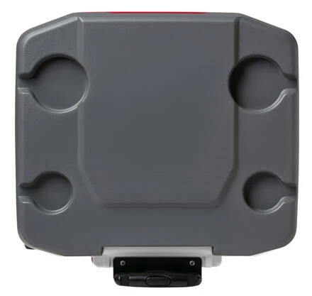 IGLOO Latitude 57L Wheeled Cool Box 7 IGLOO Latitude 57L Wheeled Cool Box - Image 5