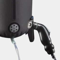 Quechua PRESSURE SOLAR CAMPING SHOWER - 10 LITRES -Vango Store k9d89faaef4deb7f00ecf7e704cdd89b3