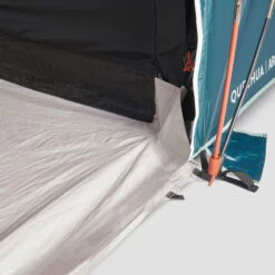 Quechua 4 Man Blackout Tent With Poles - Arpenaz 4.2 F&B -Vango Store kc1bdb3fc4d3bc56f1d5fcc824b27afaa
